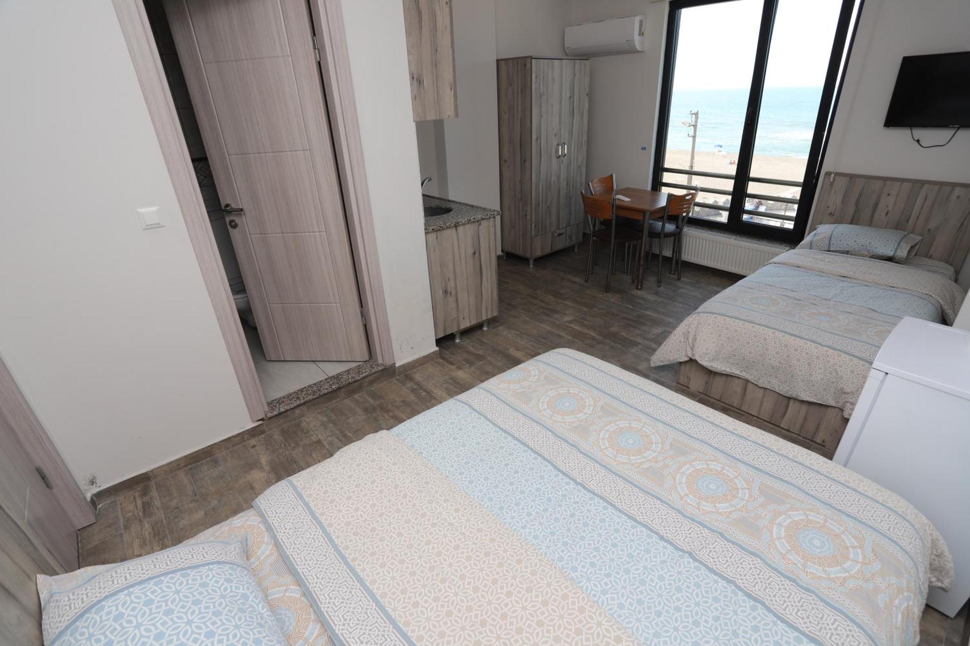 Rueya Pansiyon Apart Otel Yukarı Yukarı Kocaali Esterno foto