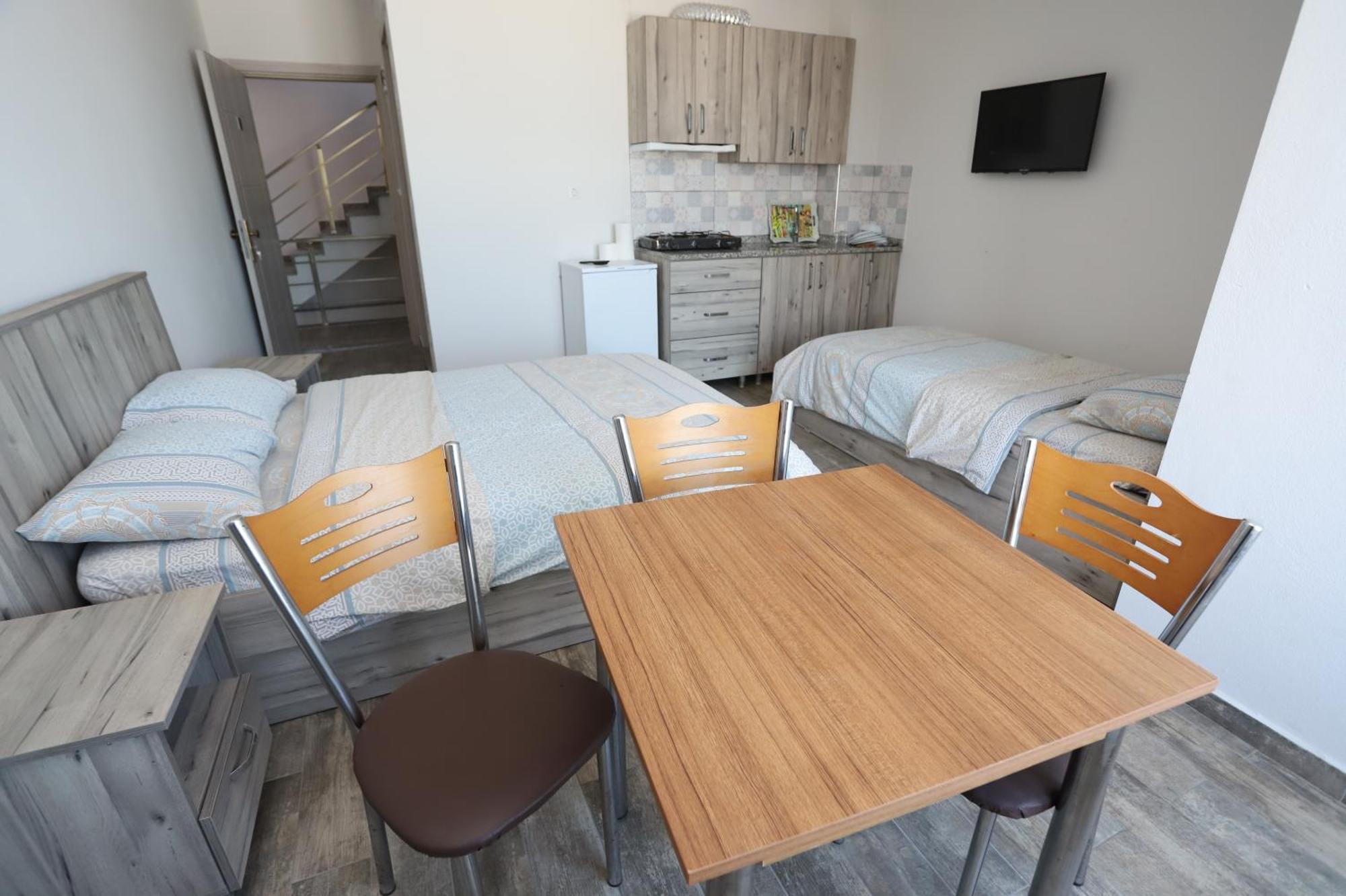 Rueya Pansiyon Apart Otel Yukarı Yukarı Kocaali Esterno foto