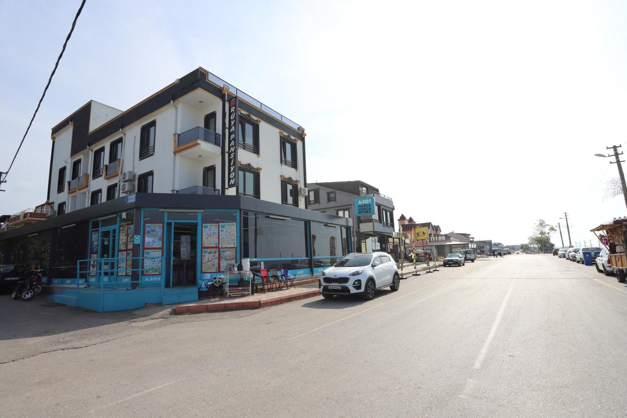 Rueya Pansiyon Apart Otel Yukarı Yukarı Kocaali Esterno foto