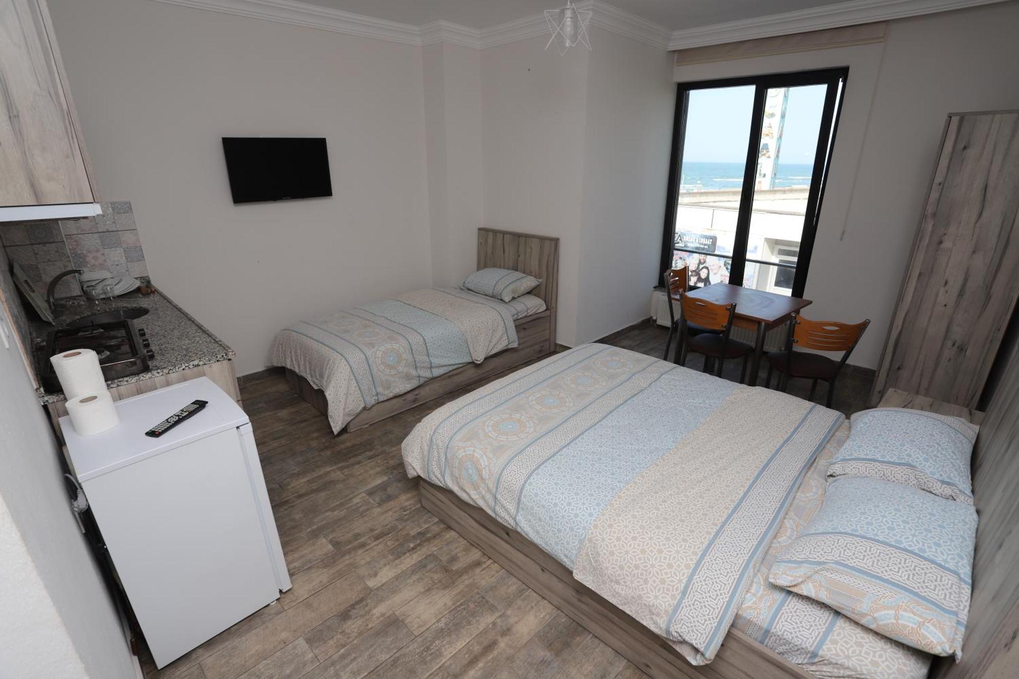 Rueya Pansiyon Apart Otel Yukarı Yukarı Kocaali Esterno foto