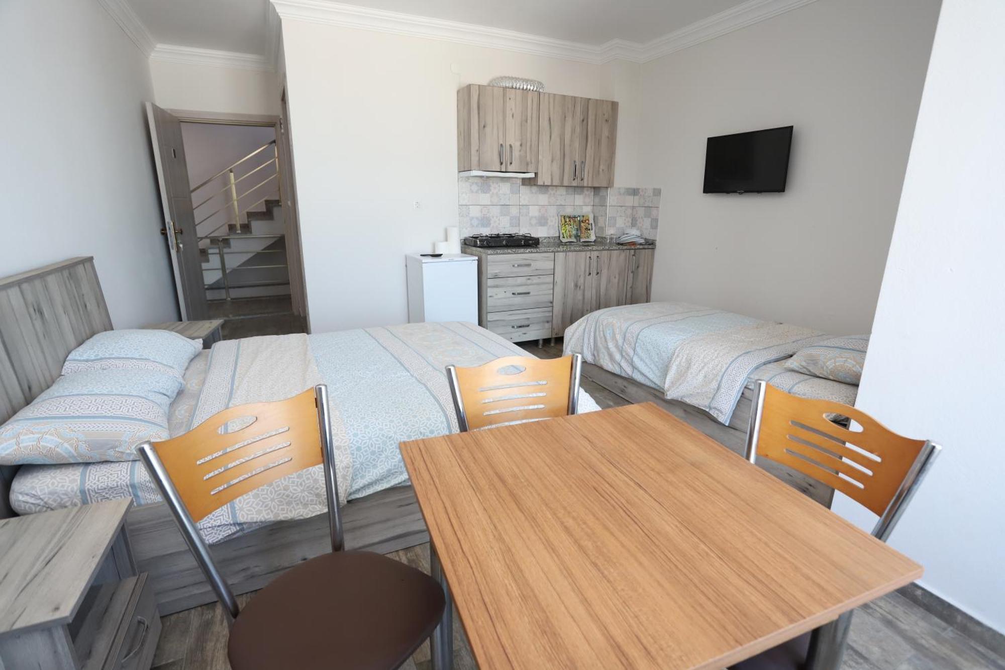 Rueya Pansiyon Apart Otel Yukarı Yukarı Kocaali Esterno foto