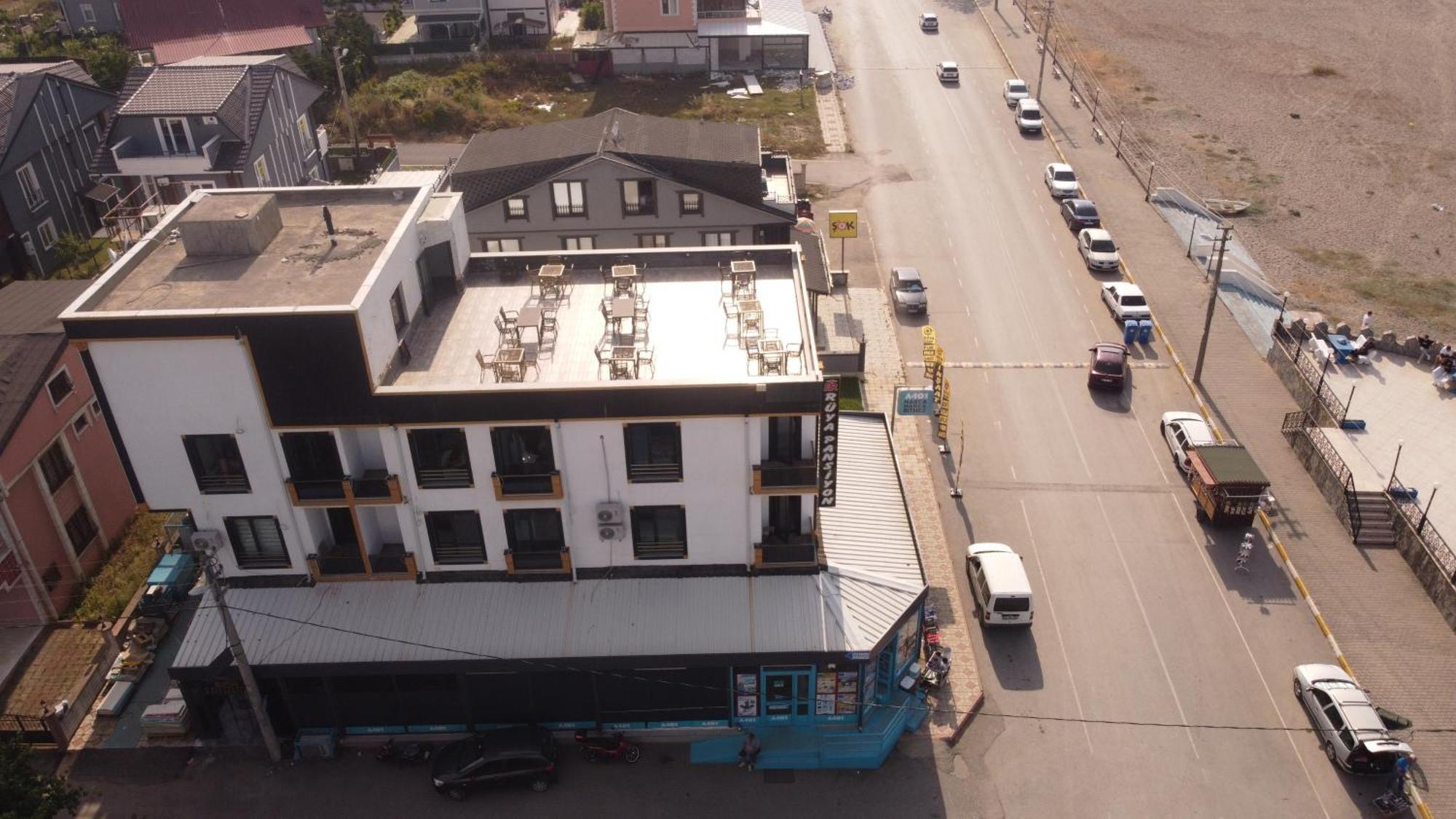 Rueya Pansiyon Apart Otel Yukarı Yukarı Kocaali Esterno foto
