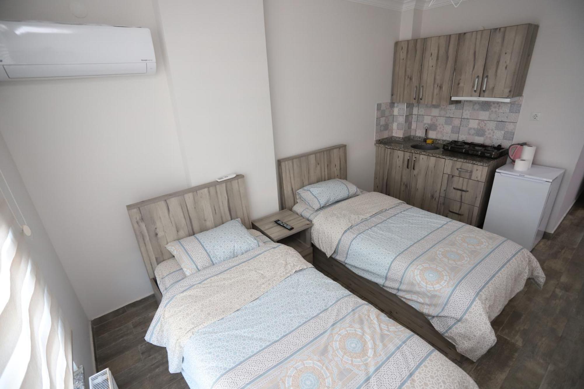Rueya Pansiyon Apart Otel Yukarı Yukarı Kocaali Esterno foto