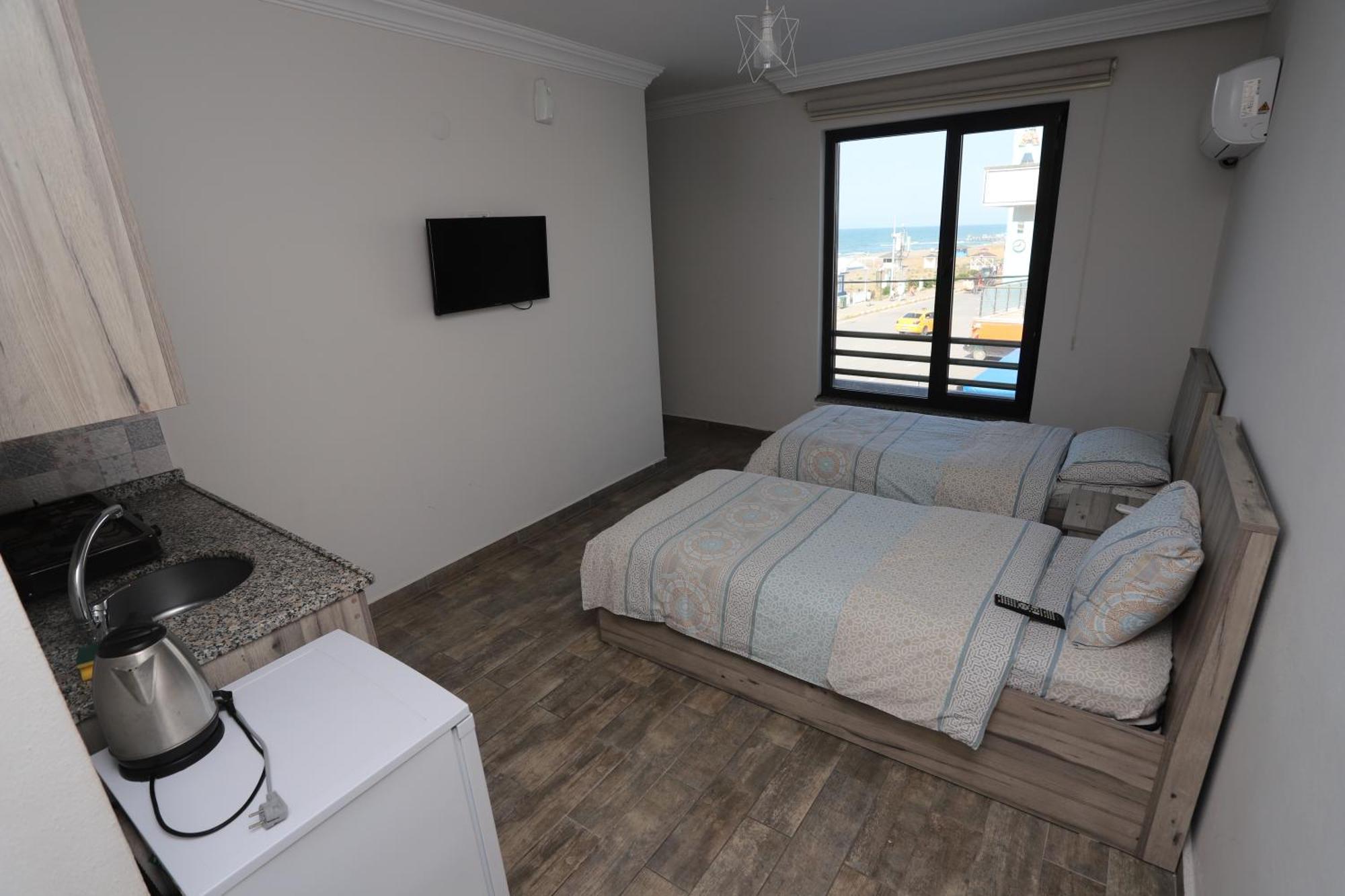 Rueya Pansiyon Apart Otel Yukarı Yukarı Kocaali Esterno foto